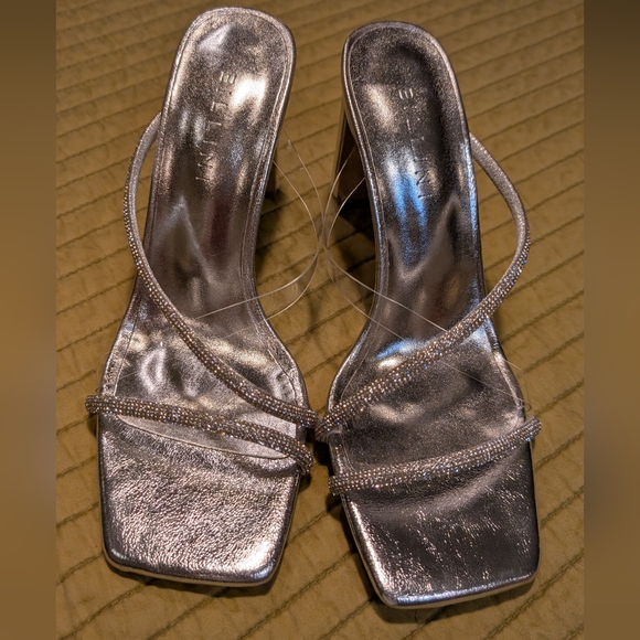 Billini Reva Silver Slip On Mule Women's Rhinestones Heels Size 7 Sparkly Shoes - Picture 3 of 16